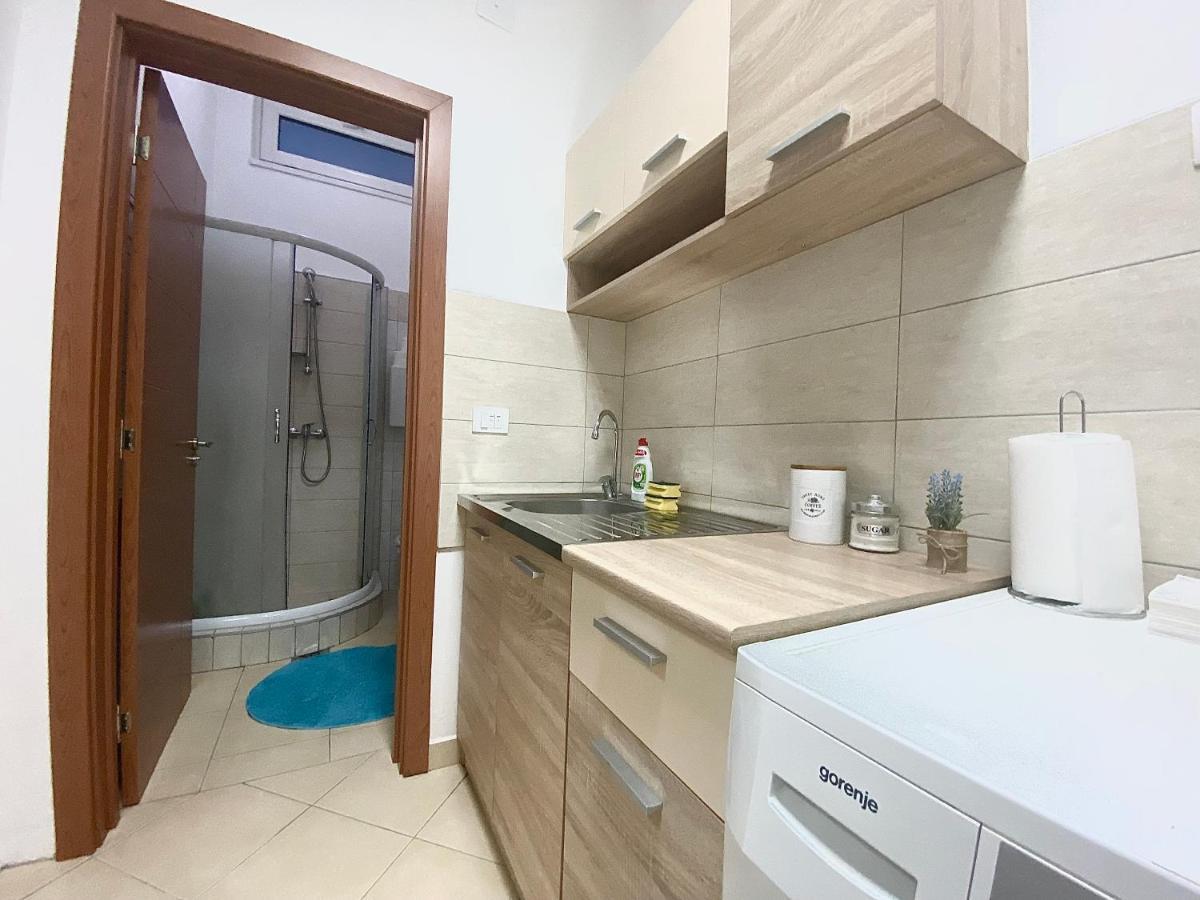 Bellavista Apartmani Stara Pazova Eksteriør billede